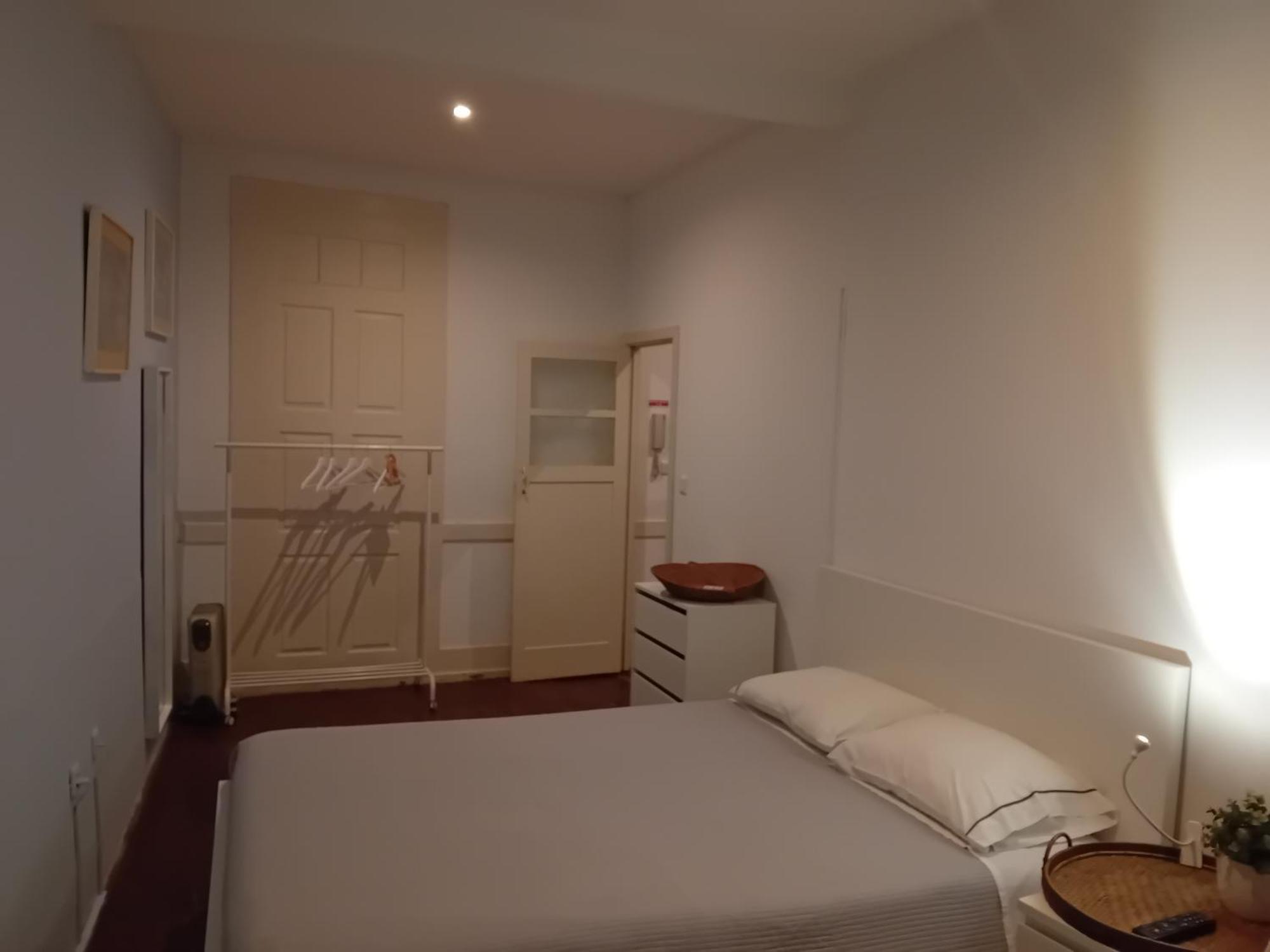 Oupas 2 Lofts Apartment Porto Luaran gambar